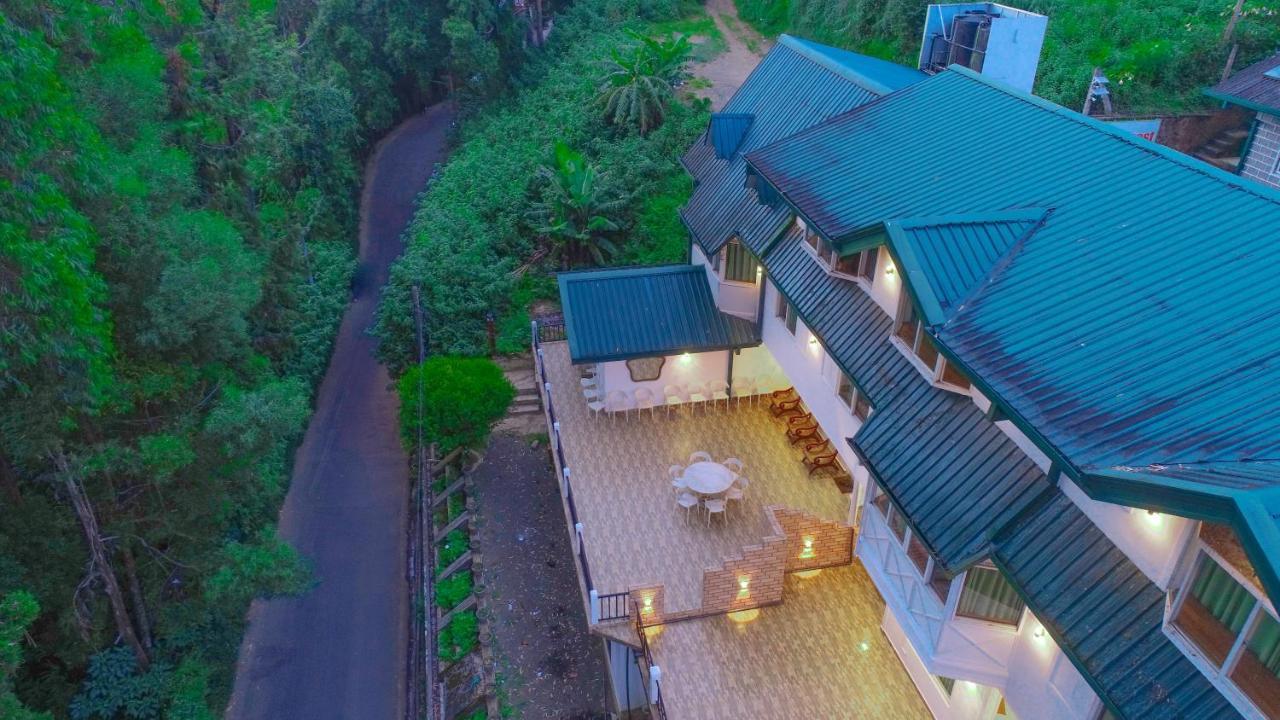 Blue Moon Residency Hotell Nuwara Eliya Exteriör bild