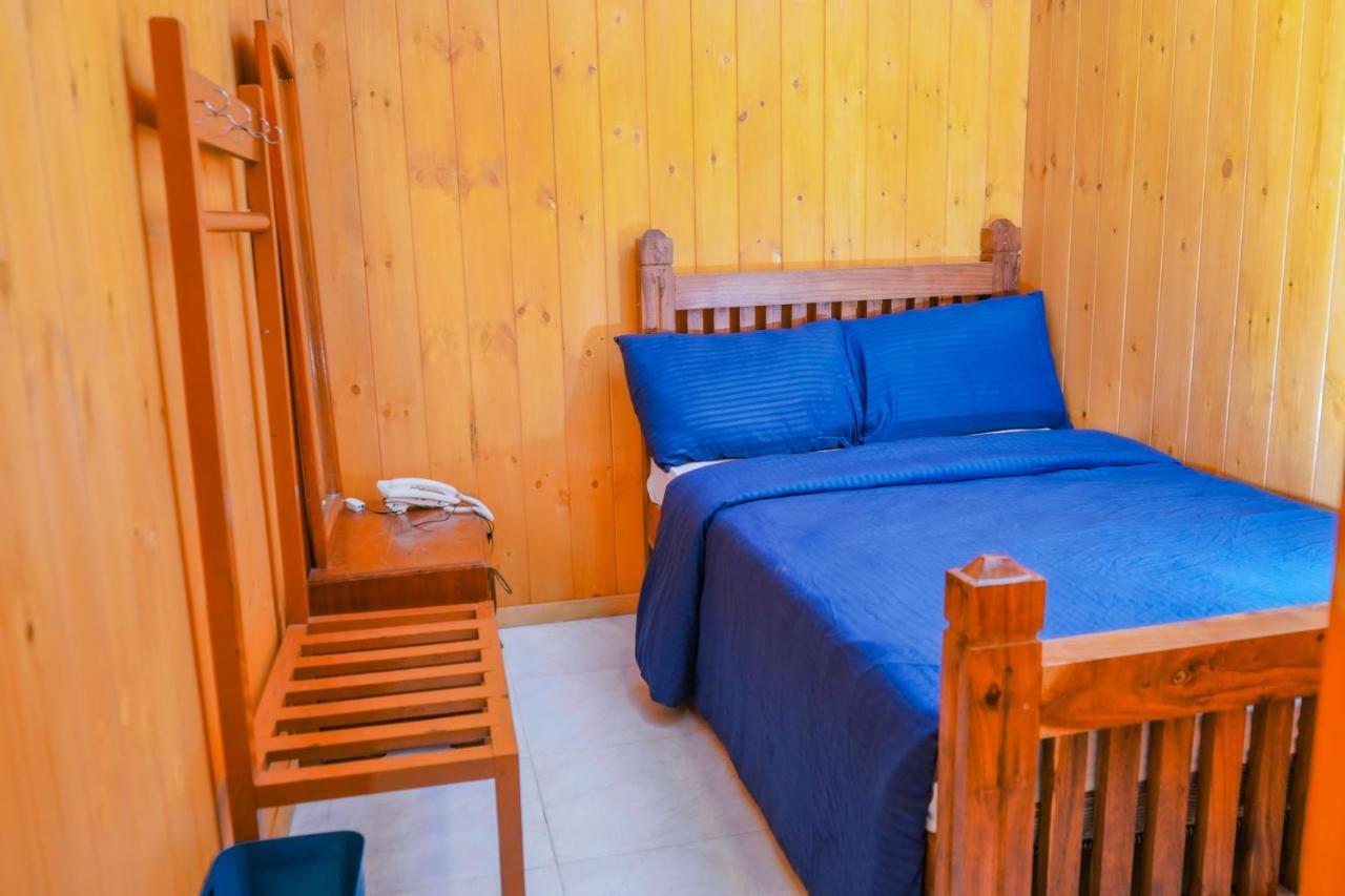 Blue Moon Residency Hotell Nuwara Eliya Exteriör bild
