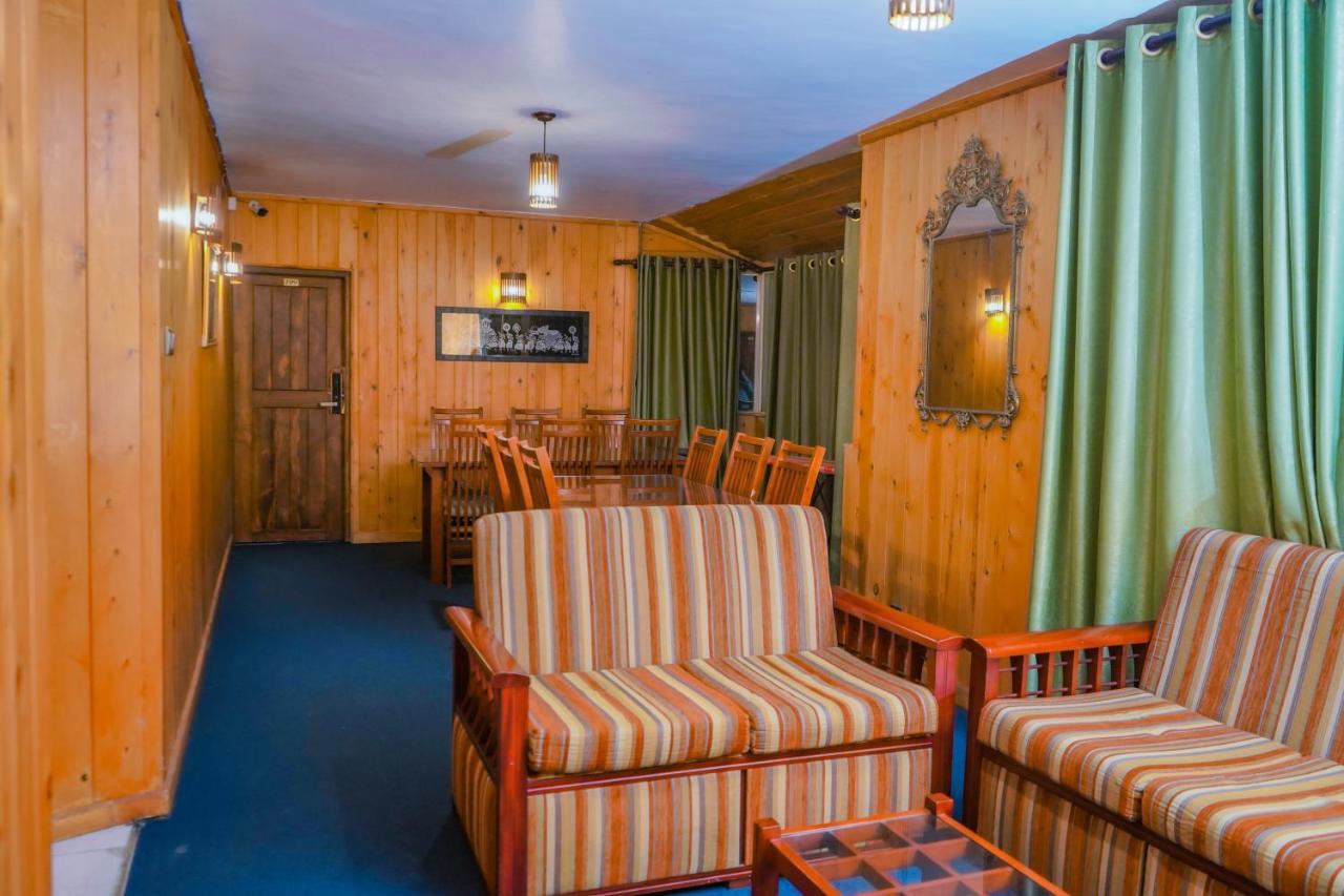 Blue Moon Residency Hotell Nuwara Eliya Exteriör bild