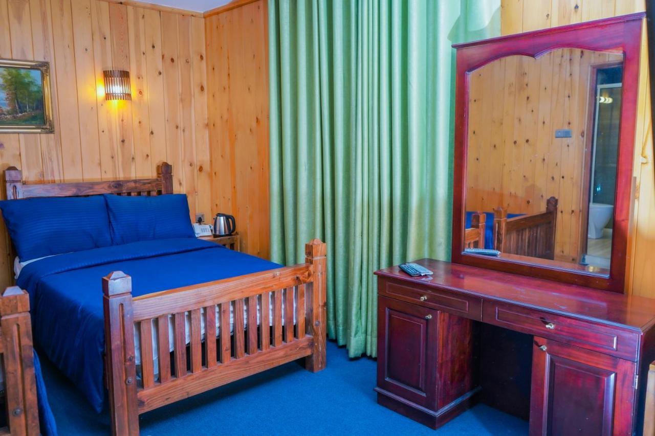Blue Moon Residency Hotell Nuwara Eliya Exteriör bild